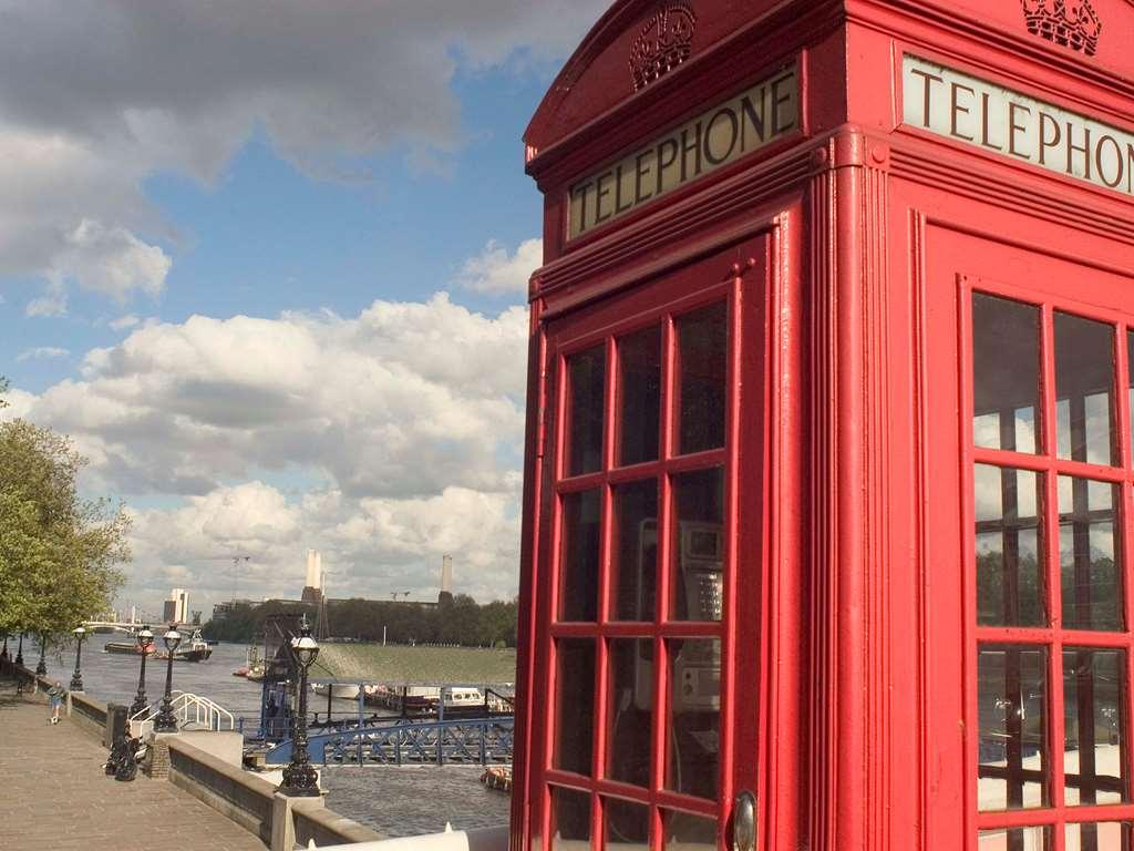 Отель Ibis London Sutton Point Экстерьер фото